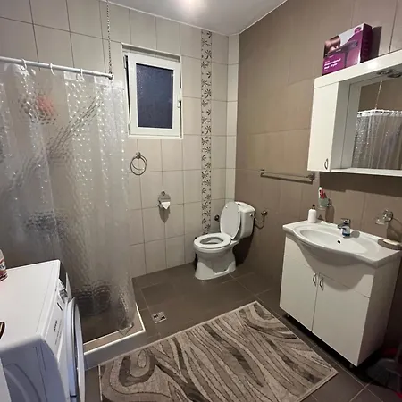 Apartment R&s Two Bedroom *